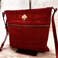 ケイト・スペード ショルダーバッグ クロスボディ キルティング スペードロゴ 赤