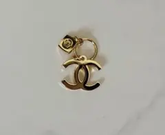 CHANEL シャネル ココマーク ホリデー限定　ロゴ チャーム ノベルティ