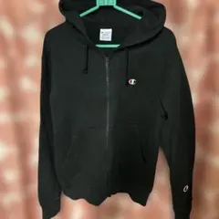 チャンピオンの綿100％ワンポイント刺繍長袖フルジップスウェットパーカー