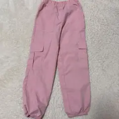 ピンク カーゴパンツ