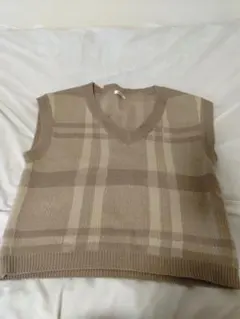 ニットベスト