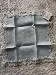 近沢レース店　水色 レース付きハンカチ 約30×30cm