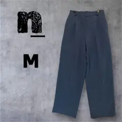 Nドット　　水色ワイドパンツ　カジュアル秋　オススメ　オシャレ