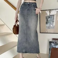ウォッシュド 擦り付け柄へム デニムスカート　シーイン