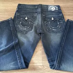 Item thumbnail for item 467d2a25-4087-4306-8ae7-29e25c954c26