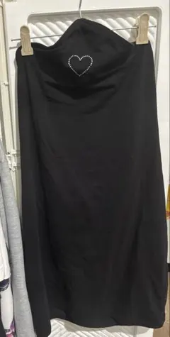 ノースリーブ キャミワンピ ブラック ミニ丈 ハート ラインストーン