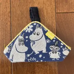 Item thumbnail for item 728cefd8-4132-44b1-b70a-fd235bd06b1d