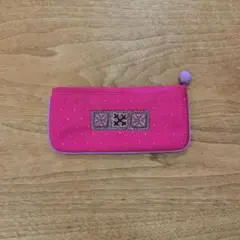 ベトナム雑貨　少数民族刺繍　 ポーチ　ペンケース