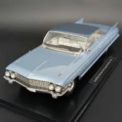 KK-スケール 1/18 キャデラック ドゥビル 1967 レッド&ホワイト - メルカリ
