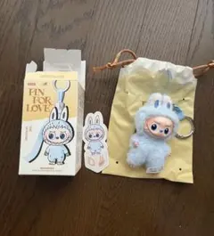 ラブブ イニシャル pin for love 「D」