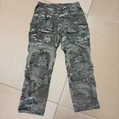 コンバットパンツ