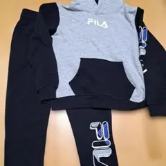 FILA パーカーとパンツセット