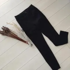 黒 レギンスパンツ　ユニクロ 12/16まで