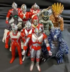 ウルトラマン80・ネオス他＆登場怪獣・宇宙人（バンダイ）ソフビ11体セット