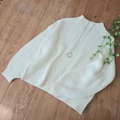 Item thumbnail for item 23916287-9e69-4e8f-a317-f567d28f16d4