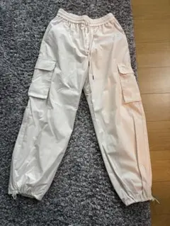 ホワイト カーゴパンツ ドローストリングのサムネイル
