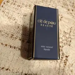 clé de peau タンナチュレールリキッド オークル10 30ml