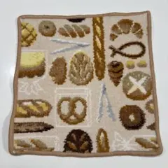 水通しのみ ラブラリー BAKERY パン プレッツェル ベーカリー 베이지