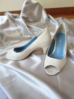 ブライダルシューズ　BENIRパンプス