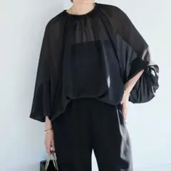 EVERYDAY I LIKE. シアーブラウス ブラック黒　ギャザー 長袖のサムネイル