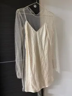 アイボリー スパンコール キャミワンピース