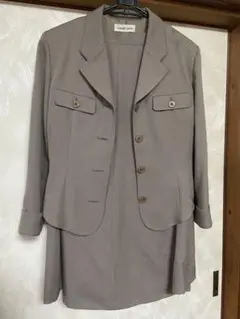 Item thumbnail for item 2c1c42fb-becd-4318-bc94-28ca105f1b7d