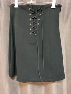 LIP SERVICE ミニスカート