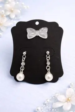 上品パールとクリスタルの揺れるピアス 大人可愛い ステンレス アレルギー対応