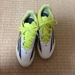 adidas F50 サッカートレーニングシューズ