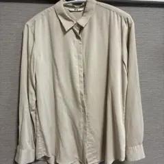 UNIQLO レーヨンブラウス　ナチュラルのサムネイル