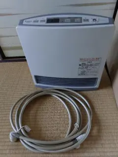 ガスファンヒーター ノーリツNR-C320FH-WH 都市ガス用 ガスファヒーター NR-C320FH-WH GHF-2402S 都市ガス用 - メルカリ