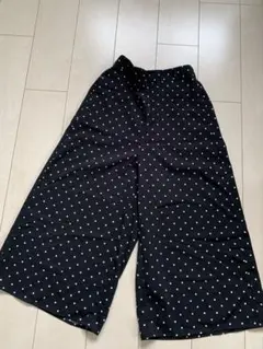 GU 黒と白のドット柄ガウチョパンツ L
