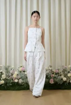 新品未使用the toe Delphinium Pants 新品未使用the toe Delphinium Pants - メルカリ