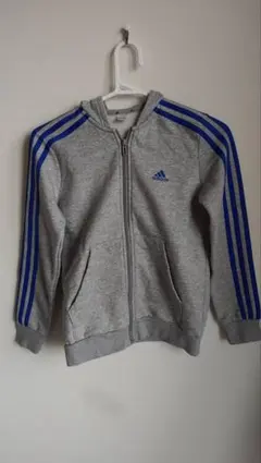 adidas グレー フルジップパーカー130