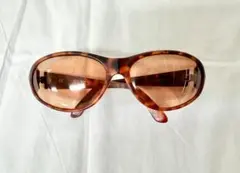 GUESS ゲス サングラス べっ甲柄 ブラウンのサムネイル