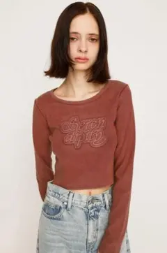 SLY FRONT PATCH RIB トップス レッド