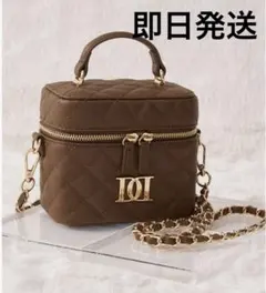 Darich ダーリッチ　キルティングスクエア ミニバッグ BRN ブラウン