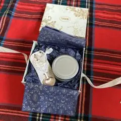 Item thumbnail for item 5ee5f2cc-33e7-485a-b52b-f2114be798ce