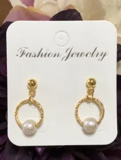 ハンドメイドピアス　コットンパール