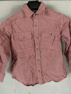 ユニクロの赤白ギンガムチェック柄の長袖シャツ