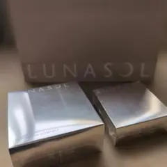 未開封LUNASOLラディアントフローメッシュコンパクトファンデーションセットのサムネイル