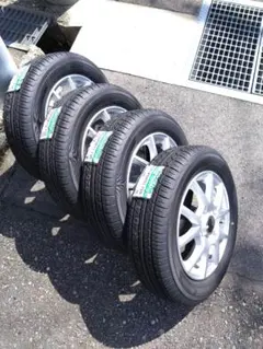 タイヤ.ホイール4本セット 新品未使用 送料込み 155／65R13のサムネイル