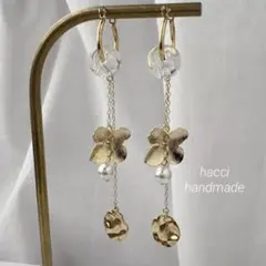 #478 メタルフラワー　スワロフスキーパール　チェーンピアス/イヤリング変更可