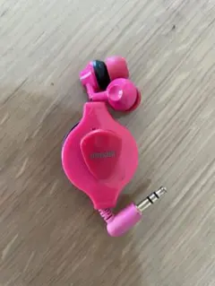 イヤホン　イヤホンジャックのサムネイル
