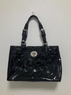 COACH コーチ エナメル ハンドバック y2k ブラック - メルカリ