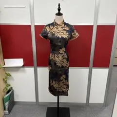 チャイナドレス ネイビーとゴールド花柄