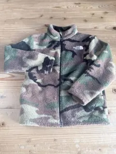 【週末価格】THE NORTH FACE 迷彩 フリースジャケット 140