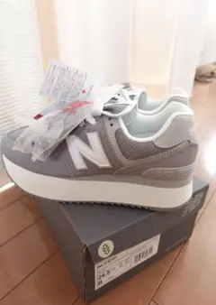 New Balance 574 レディーススニーカー