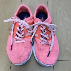 New Balance スニーカー