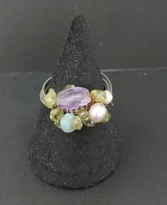 天然石のアンティークデザインリング